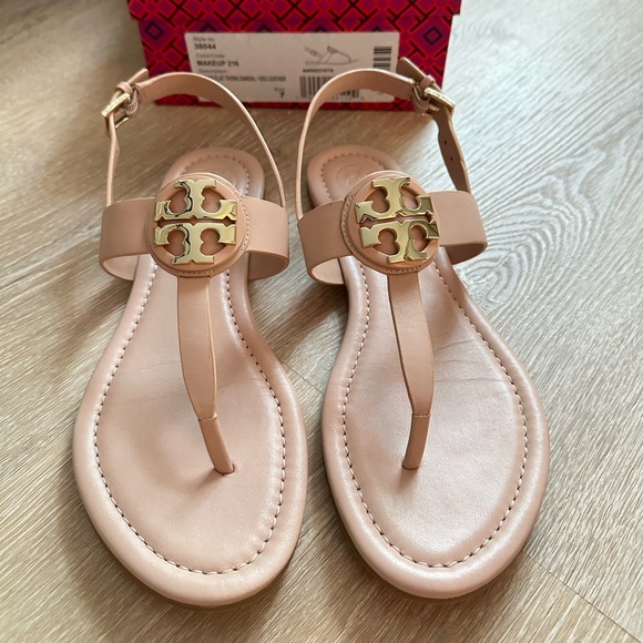 Tory Burch nude sandals - Picture 1 of 8